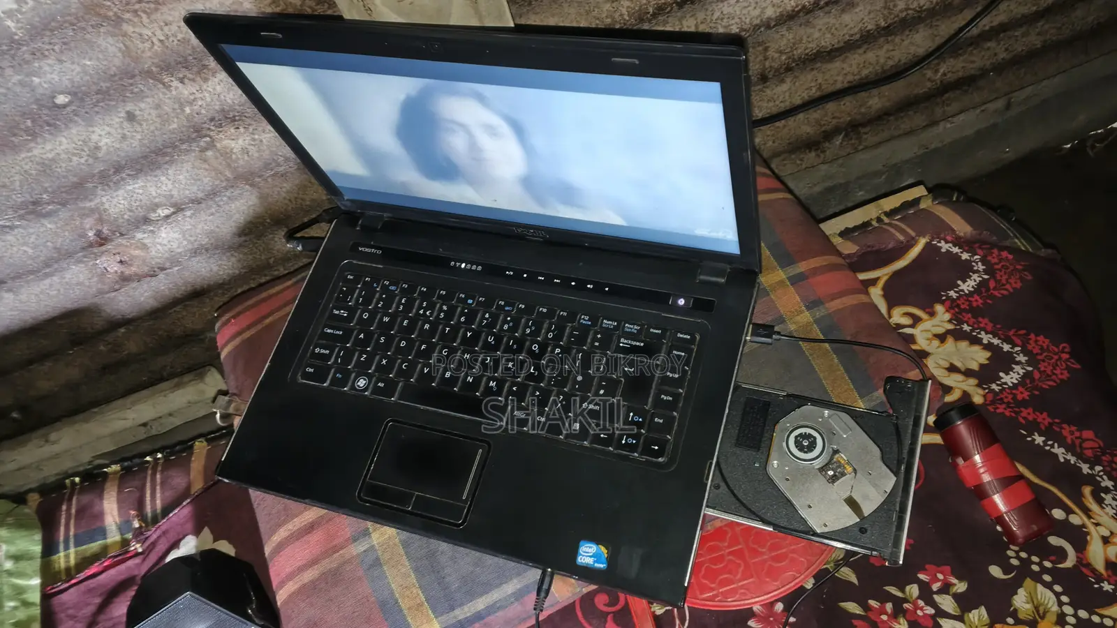 Laptop Dell G3 15 3500 4GB Intel Core i3 SSD 256GB