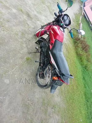 TVS Metro Plus 2018 Red
