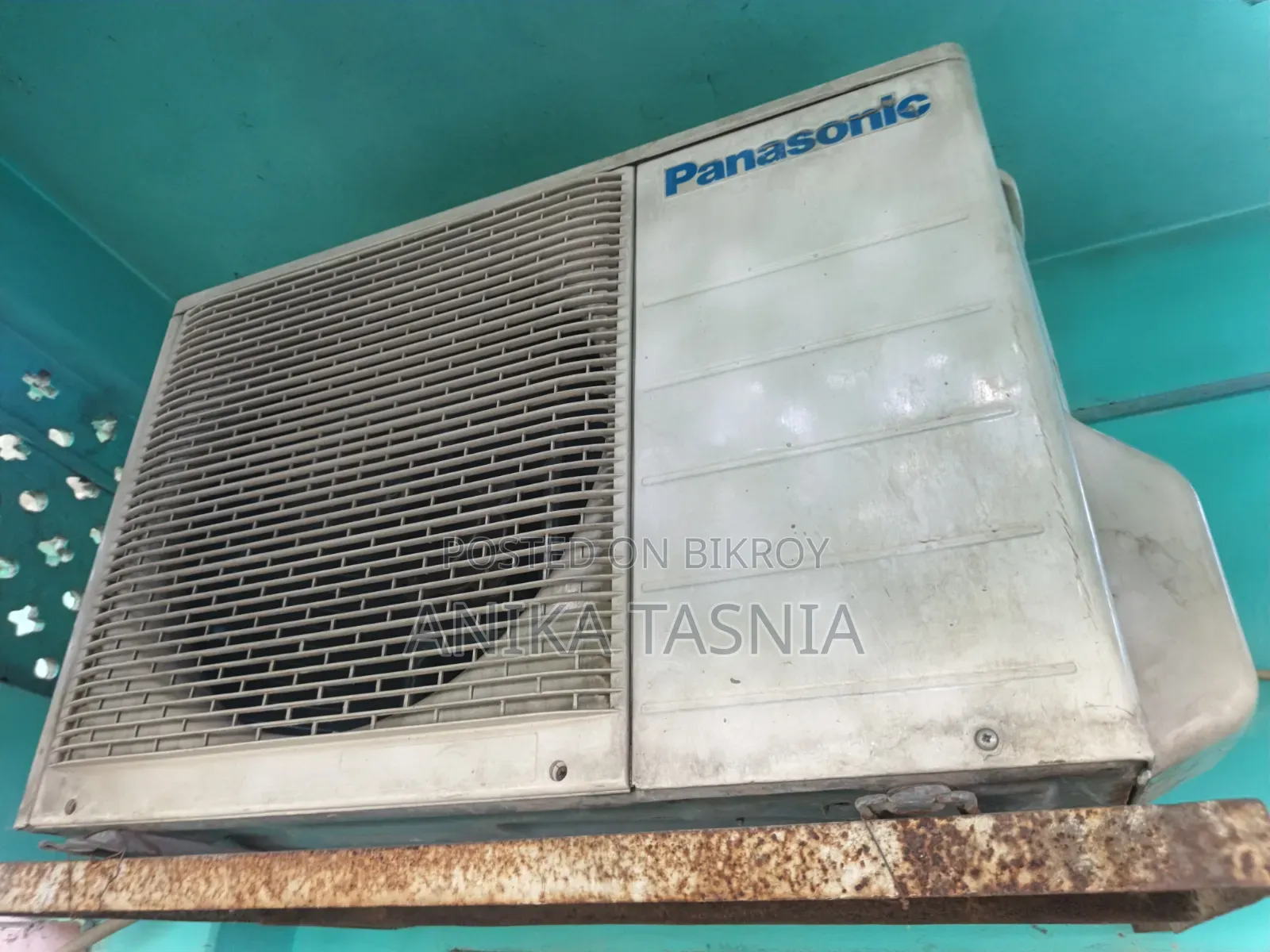 একটি অরজিনাল Panasonic এর ১.৫ টন এসি বিক্রি করা হবে