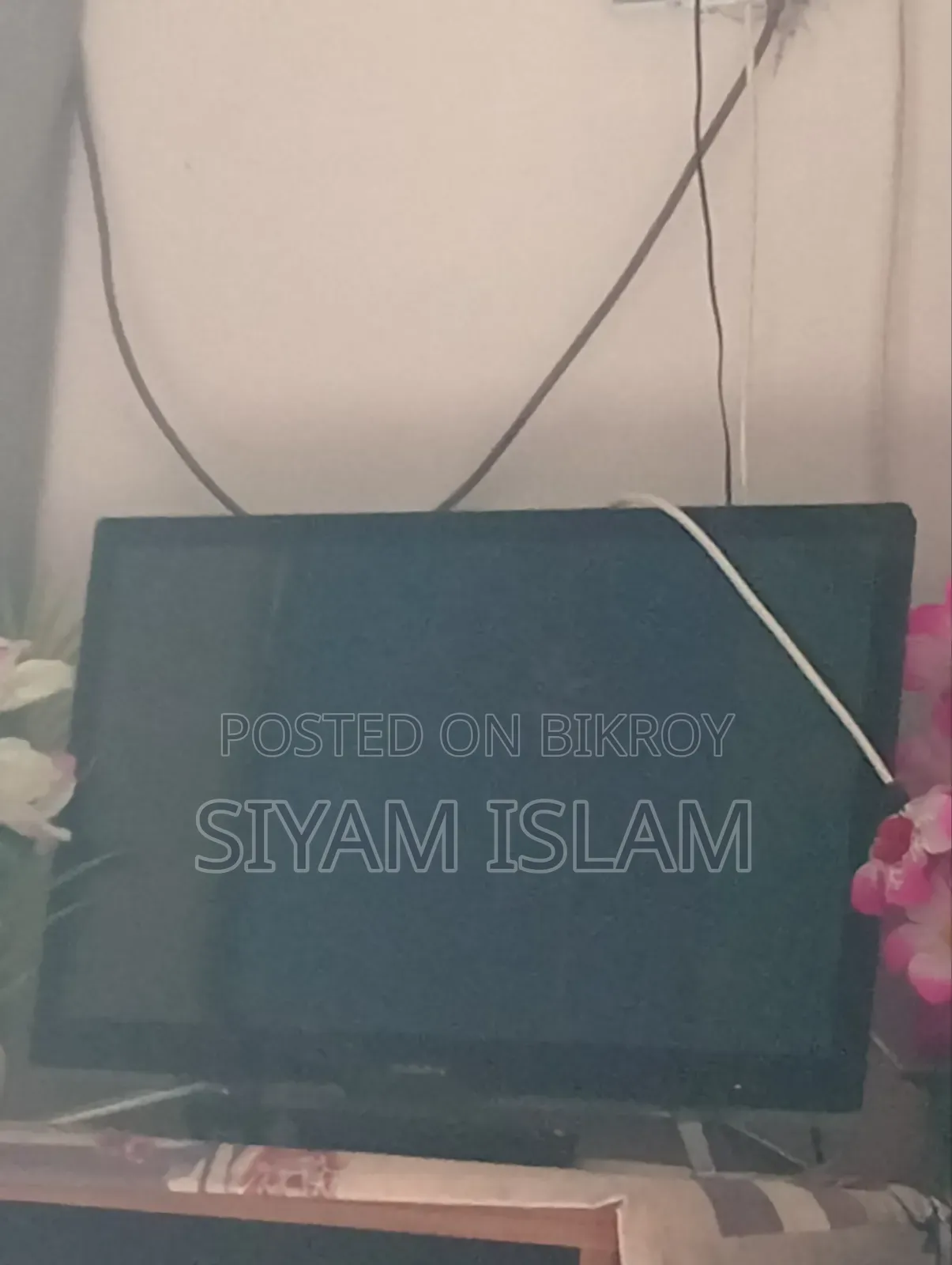 Smart TV 24 Inci Kono Somosa Nai