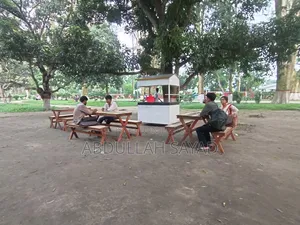 এই সম্পূর্ণ  ব্যবসা বিক্রি করা হবে