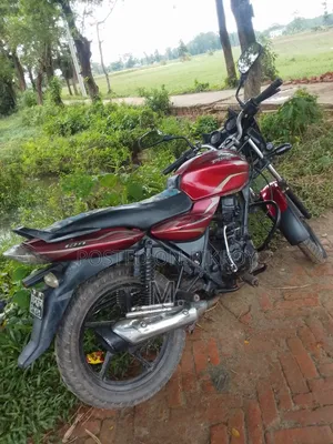 Bajaj Discover 100 2019 Red