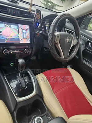 Nissan X-Trail 2015 Red