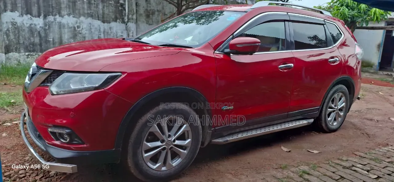 Nissan X-Trail 2015 Red