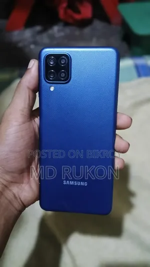 Samsung Galaxy A12 64 GB Blue