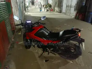 Hero Thriller 160R 2021 Red