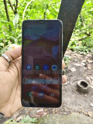 Samsung Galaxy A70 128 GB Black