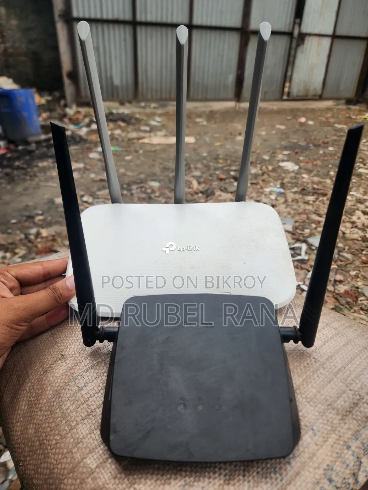 রাউটার ২ টা বিক্রি হবে