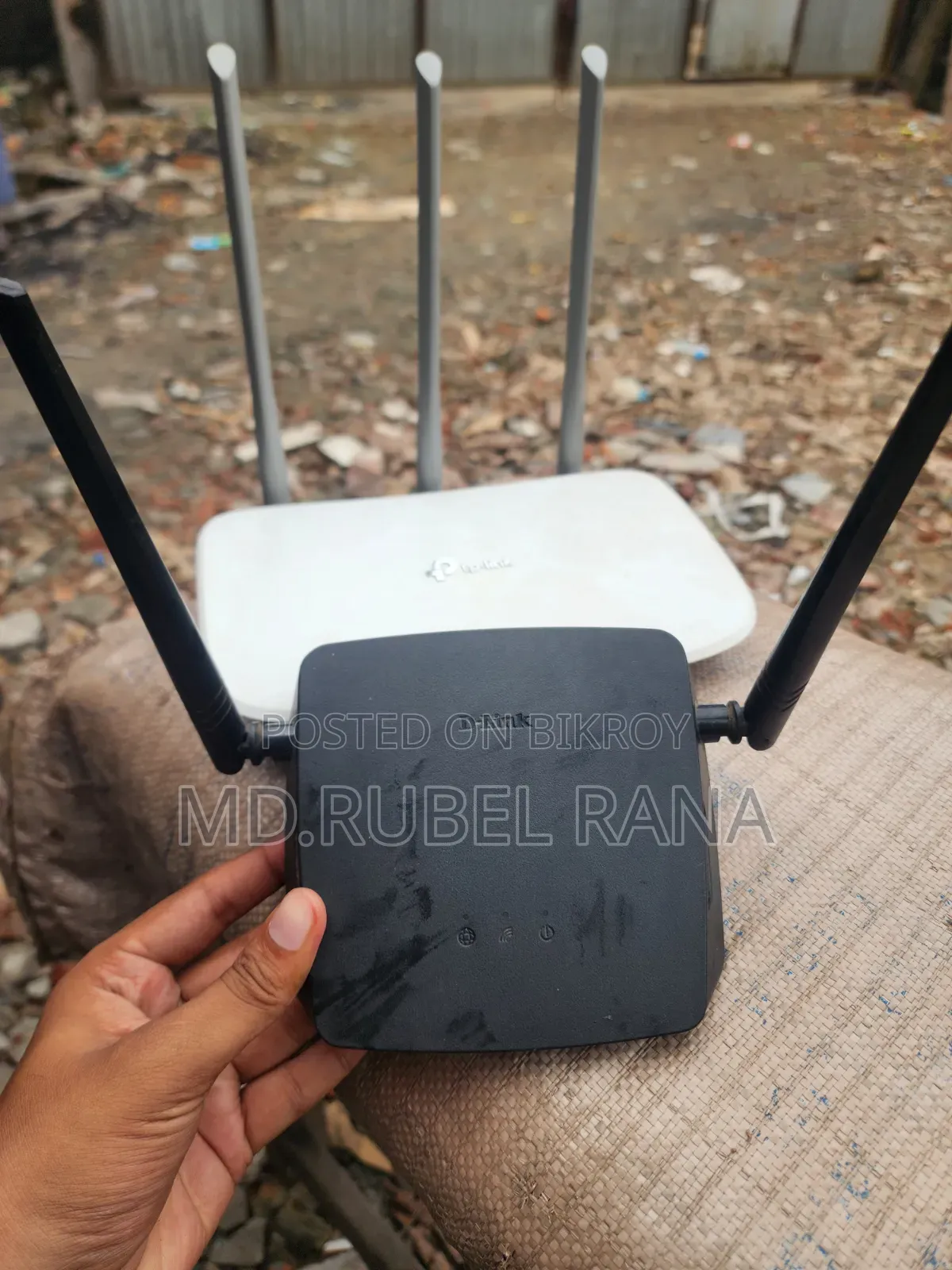 রাউটার ২ টা বিক্রি হবে
