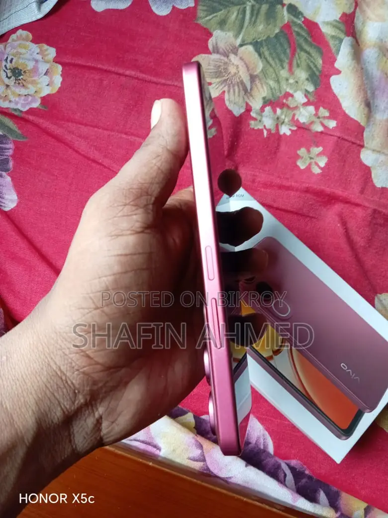 Vivo Y21 128 GB Red