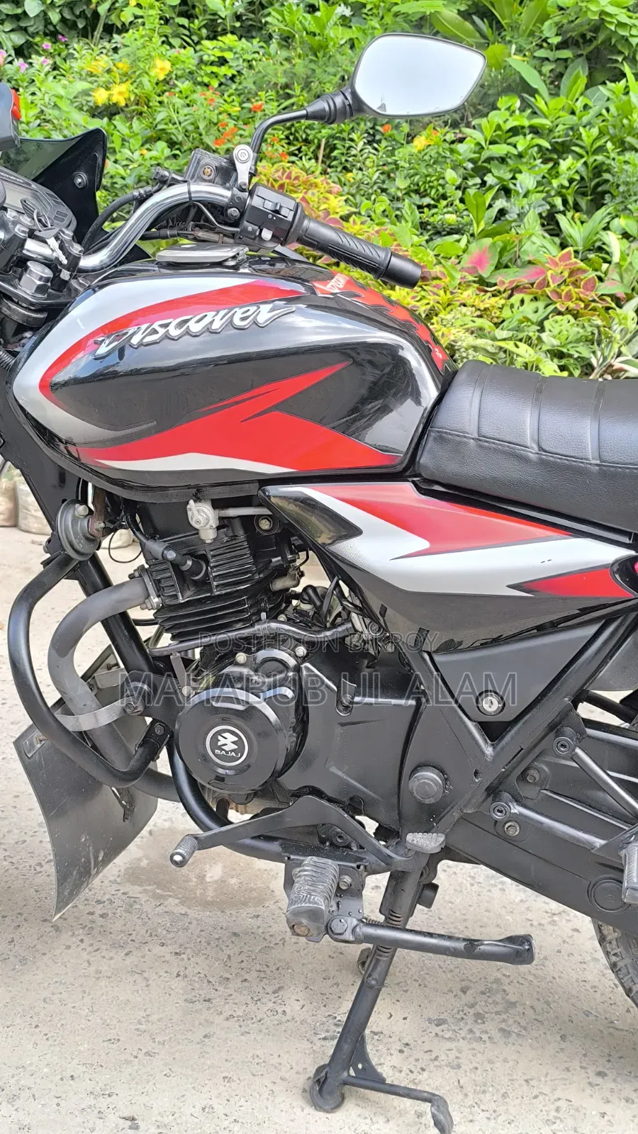 Bajaj Discover 125 2021 Black
