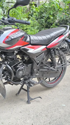 Bajaj Discover 125 2021 Black