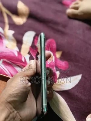 Apple iPhone X 64 GB White