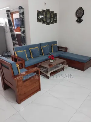 নতুন সোফাসেট