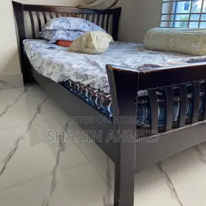 খাট ও টেবিল বিক্রি করা হবে