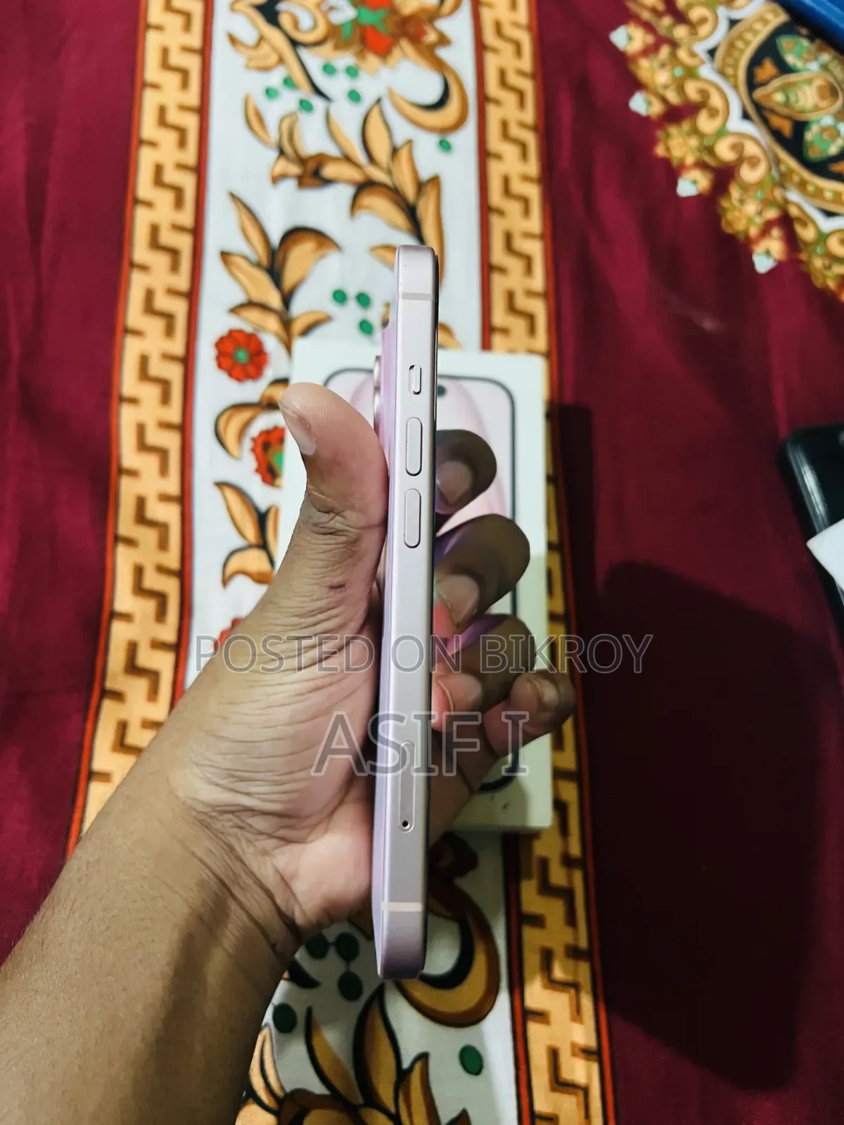 Apple iPhone 15 128 GB Pink