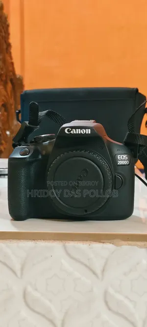 DSLR Camera