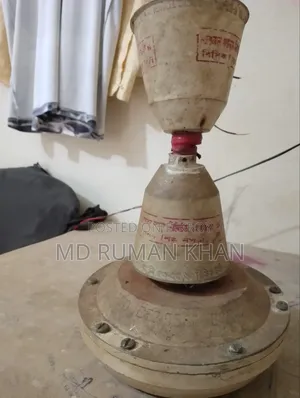 রানিং সিলিং ফ্যান,ব্যবহার করা ফ্যান। বাসা ছেড়ে দিবো দেখে বিক্রি করব!