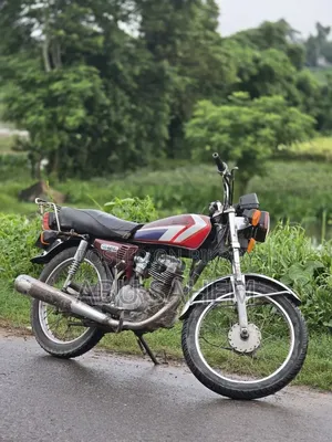 Honda 1998 Red