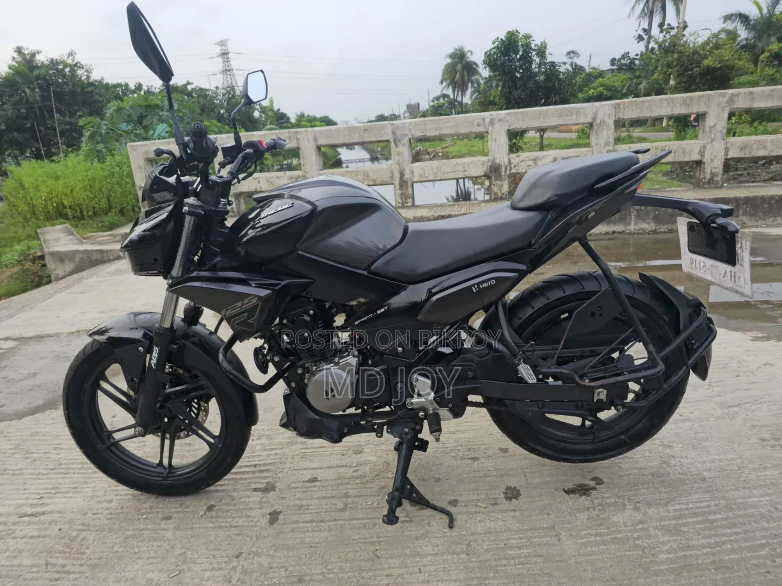 Hero Xtreme 125R 2025 Black