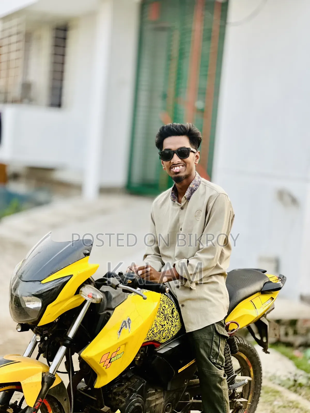 TVS Apache RTR 160 2V 2011 Yellow