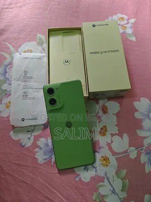 New Motorola 64 GB Green