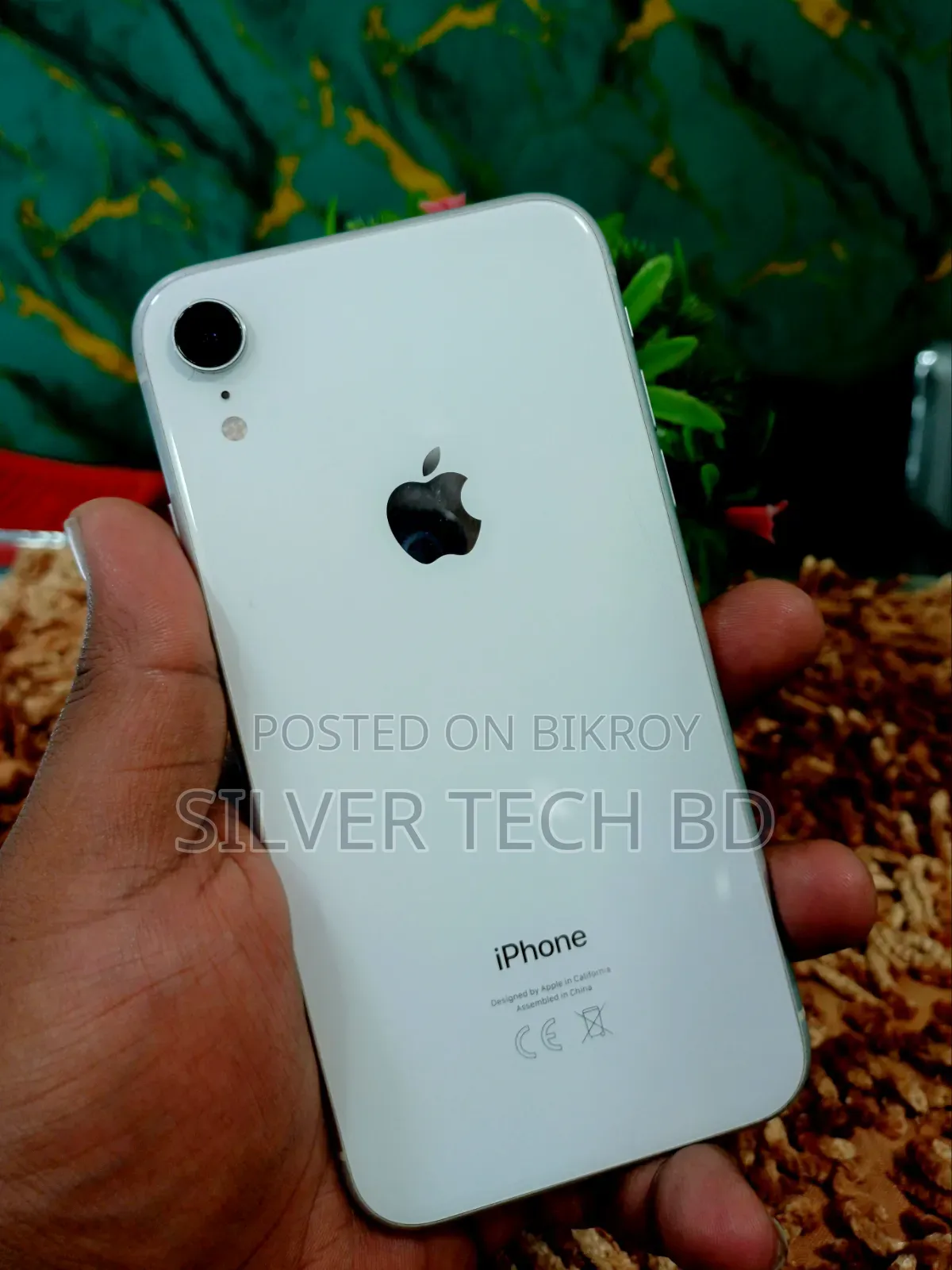 Apple iPhone XR 256 GB White