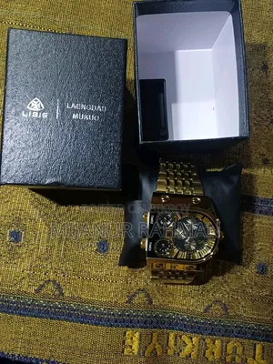 বিদেশি নতুন ঘড়ি