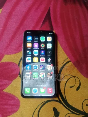 Apple iPhone X 64 GB White
