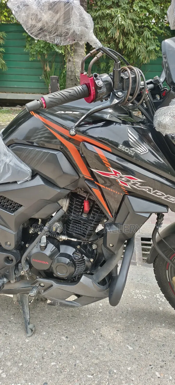 New Honda X-Blade 160 2023 Black