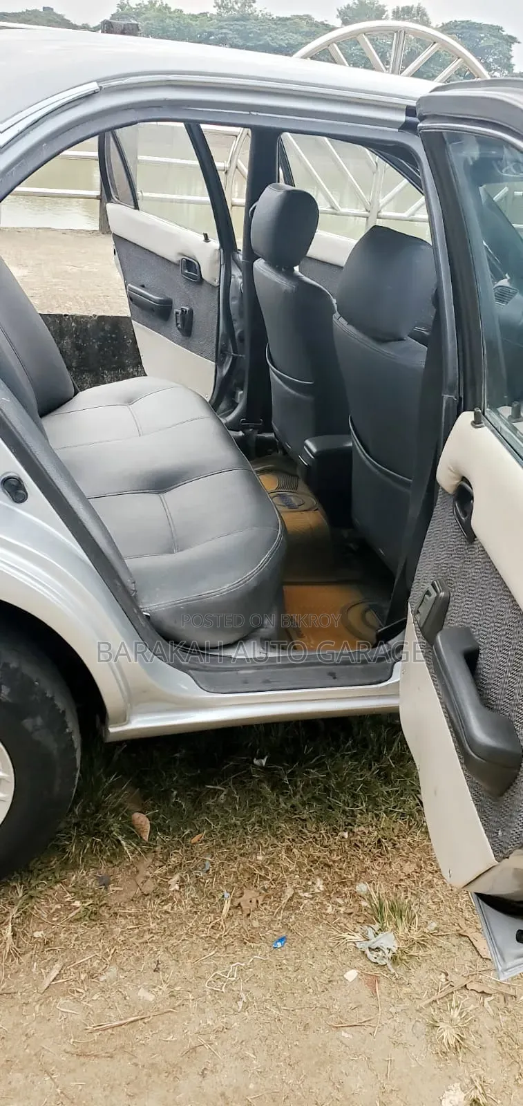 Toyota Corolla 1994 Silver