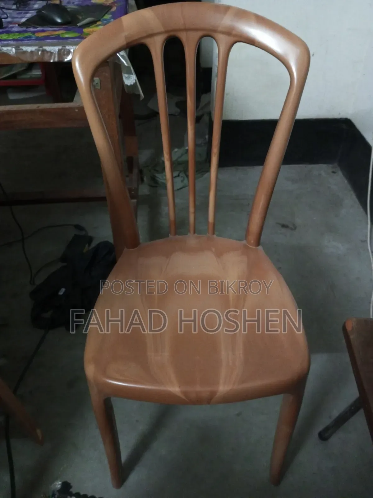 2 Ta Chair Ar 1 Ta Tosog Sell Hobe.