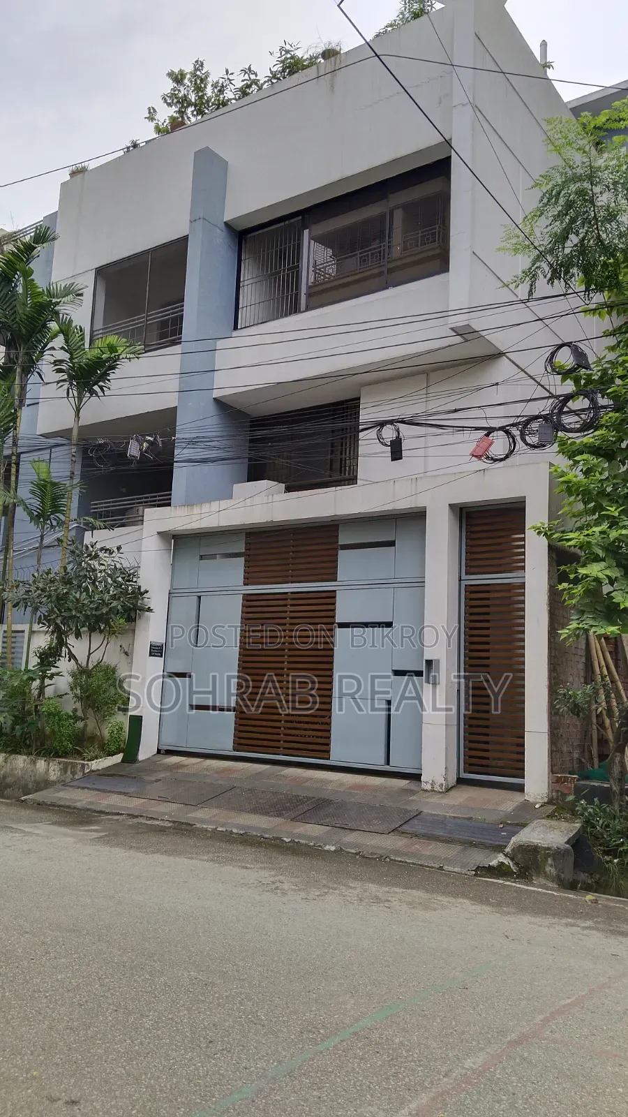 9bdrm House in Sohrab Realty, Uttara for sale