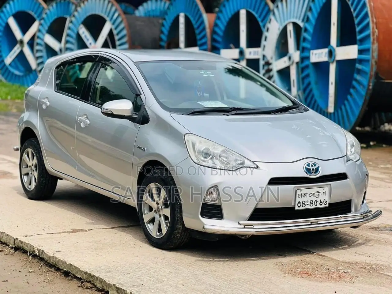 Toyota Aqua 2012 Silver