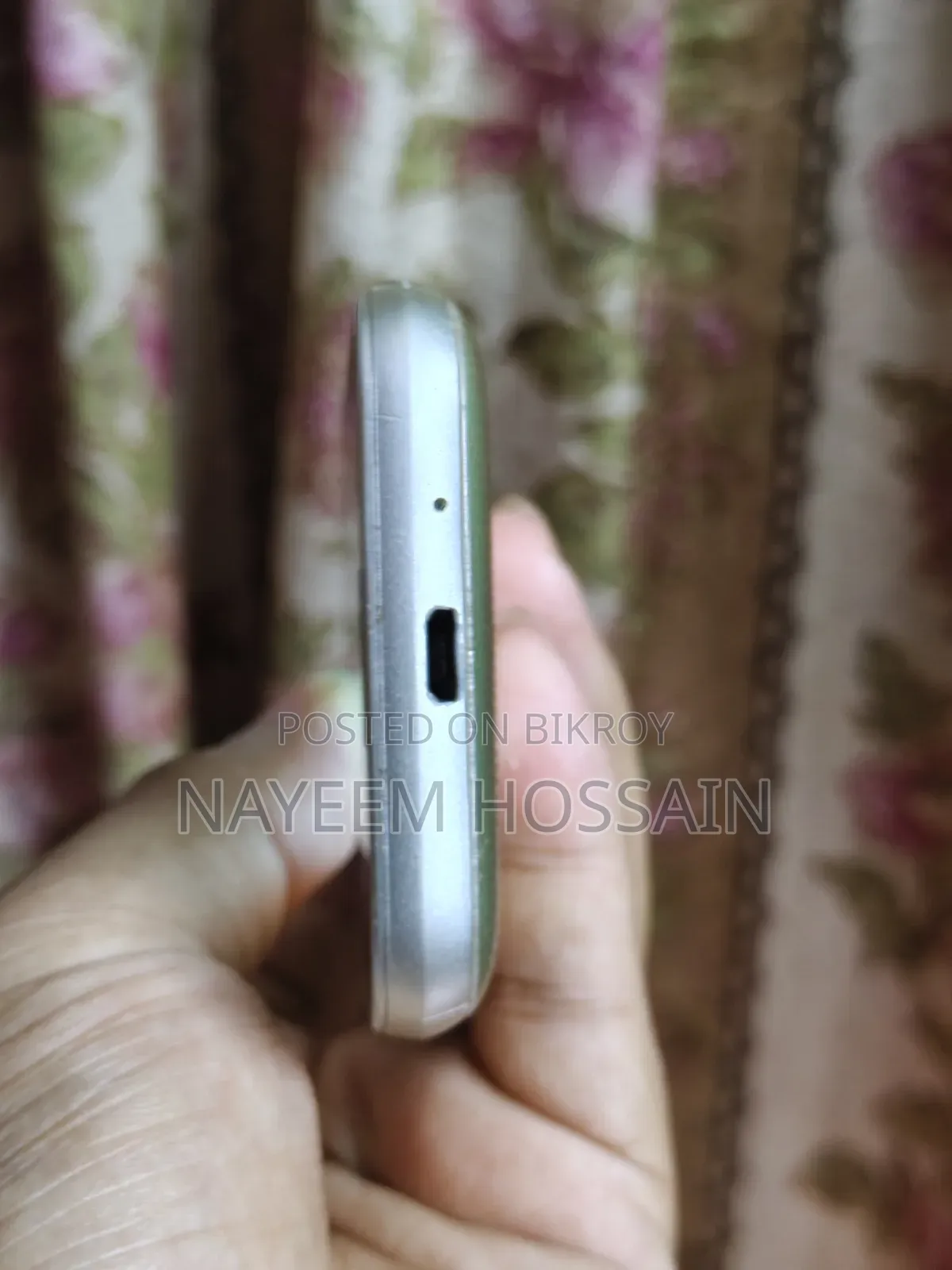 Samsung Galaxy J1 mini prime 8 GB Gold