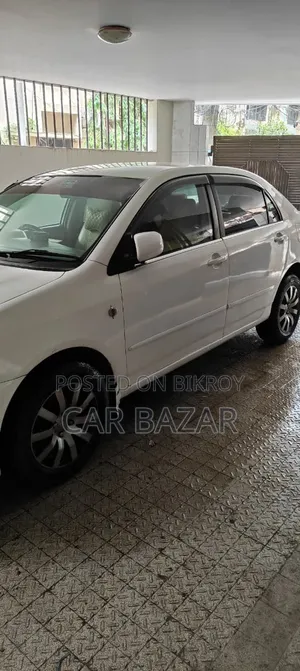 Toyota Corolla Sedan 2005 White