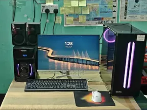 Desktop Computer MSI 16GB AMD Ryzen 5 SSD 1T