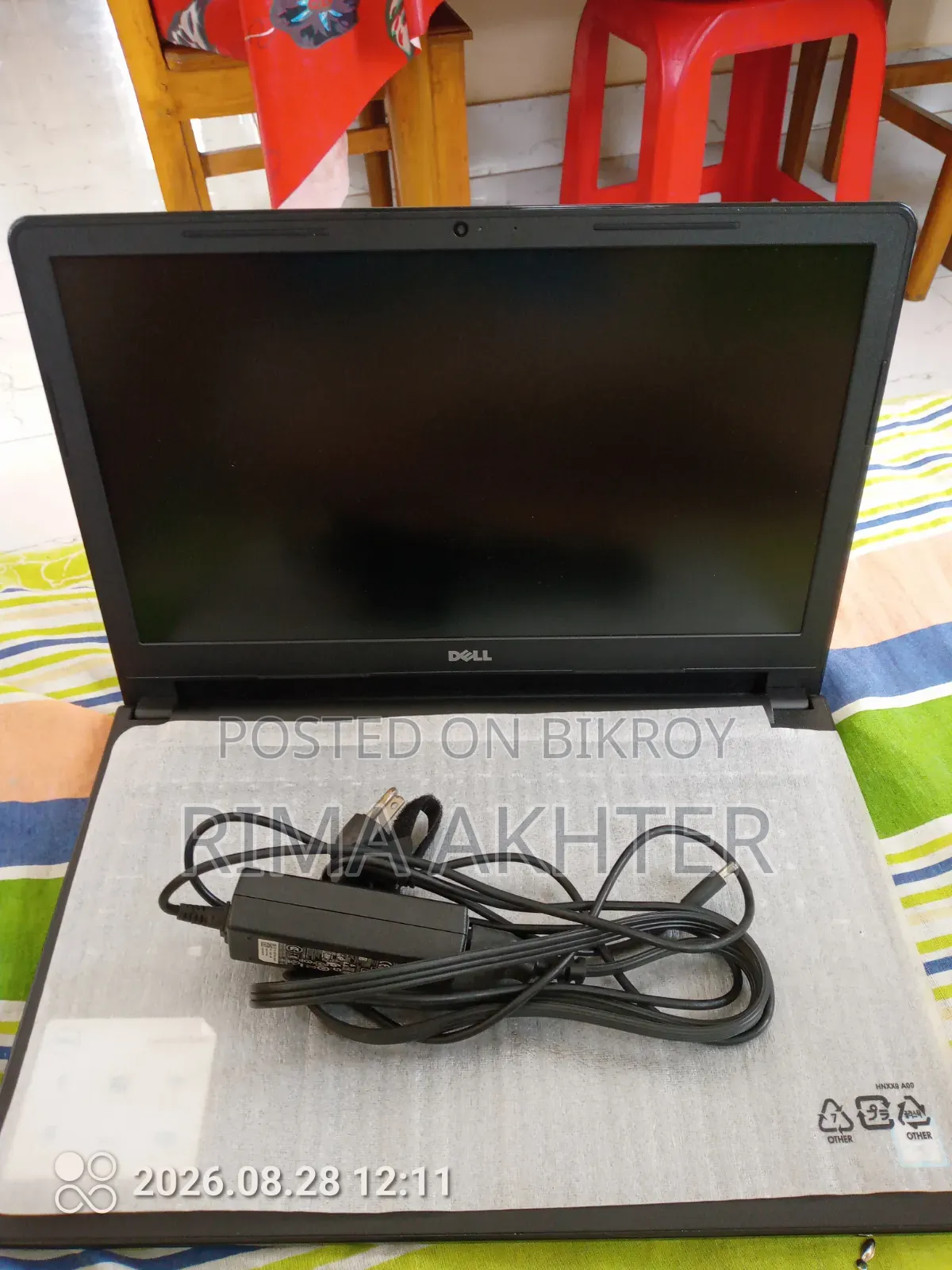 New Laptop Dell Inspiron 15 3000 8GB Intel Core i3 HDD 1T