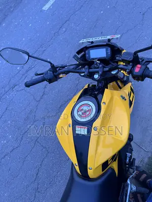 Suzuki Gixxer 2024 Yellow