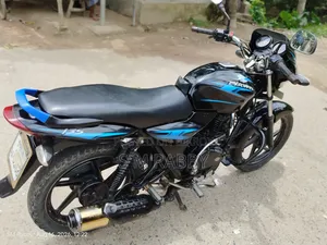 Bajaj Discover 135 2015 Black