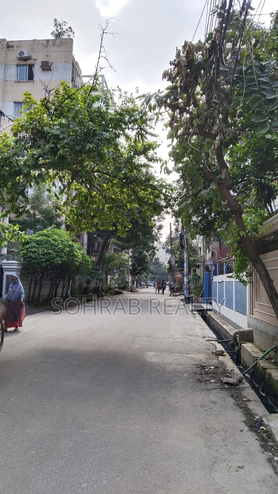 6bdrm House in Sohrab Realty, Uttara for sale