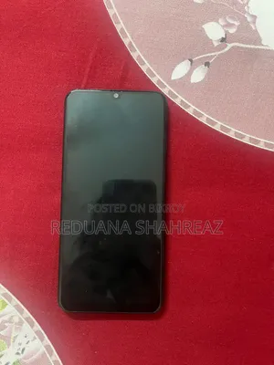 Samsung Galaxy A30 64 GB Black