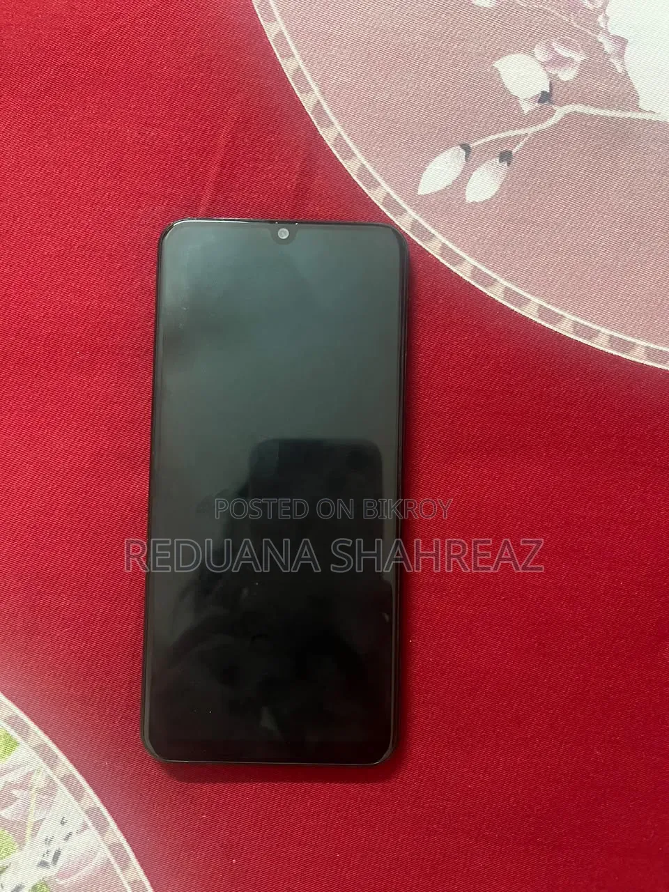Samsung Galaxy A30 64 GB Black