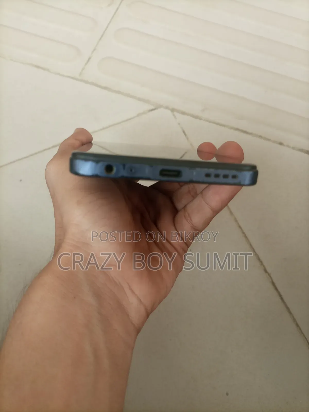 Vivo Y22s 128 GB Blue