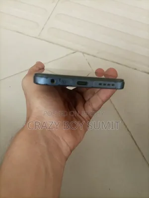 Vivo Y22s 128 GB Blue