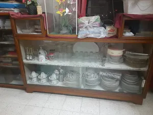 শোকেস (আসল সেগুন কাঠ) ৪ ফুট / ৬ ফুট