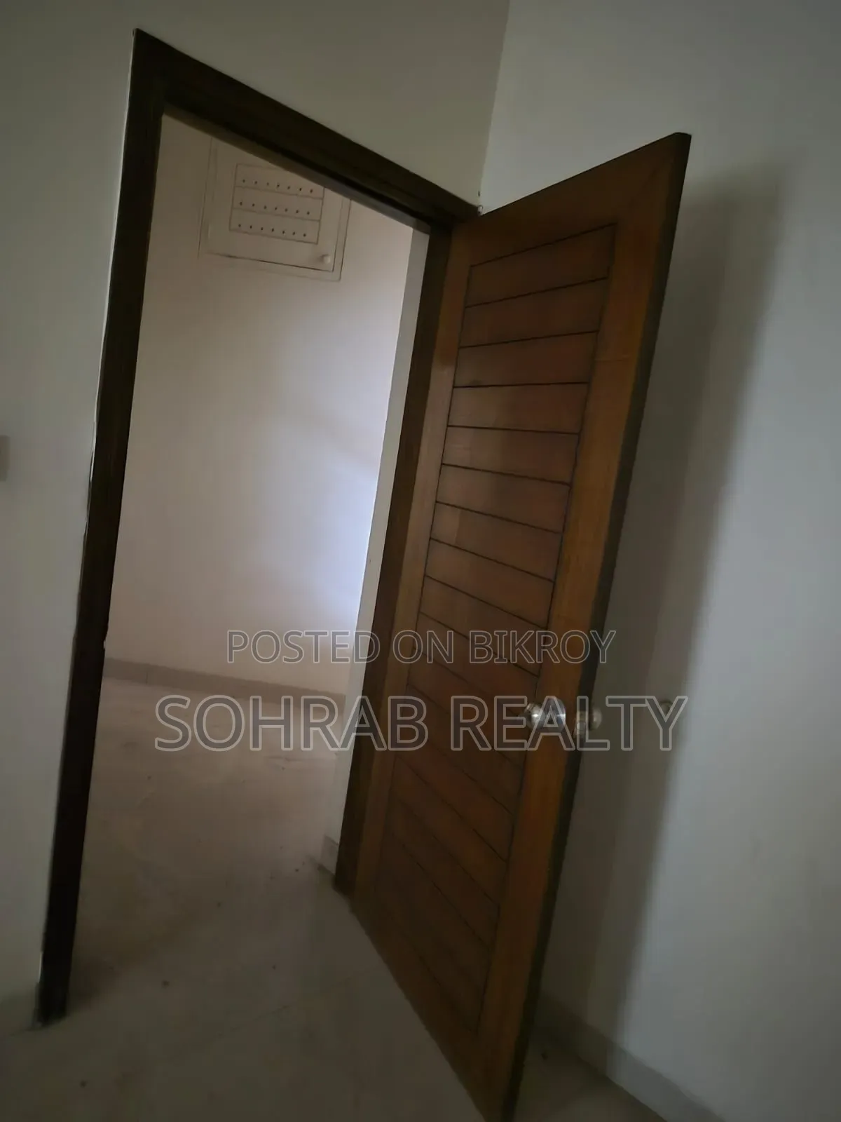 8bdrm House in Sohrab Realty, Baridhara for sale