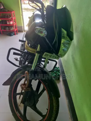 Mahindra Centuro 2014 Black