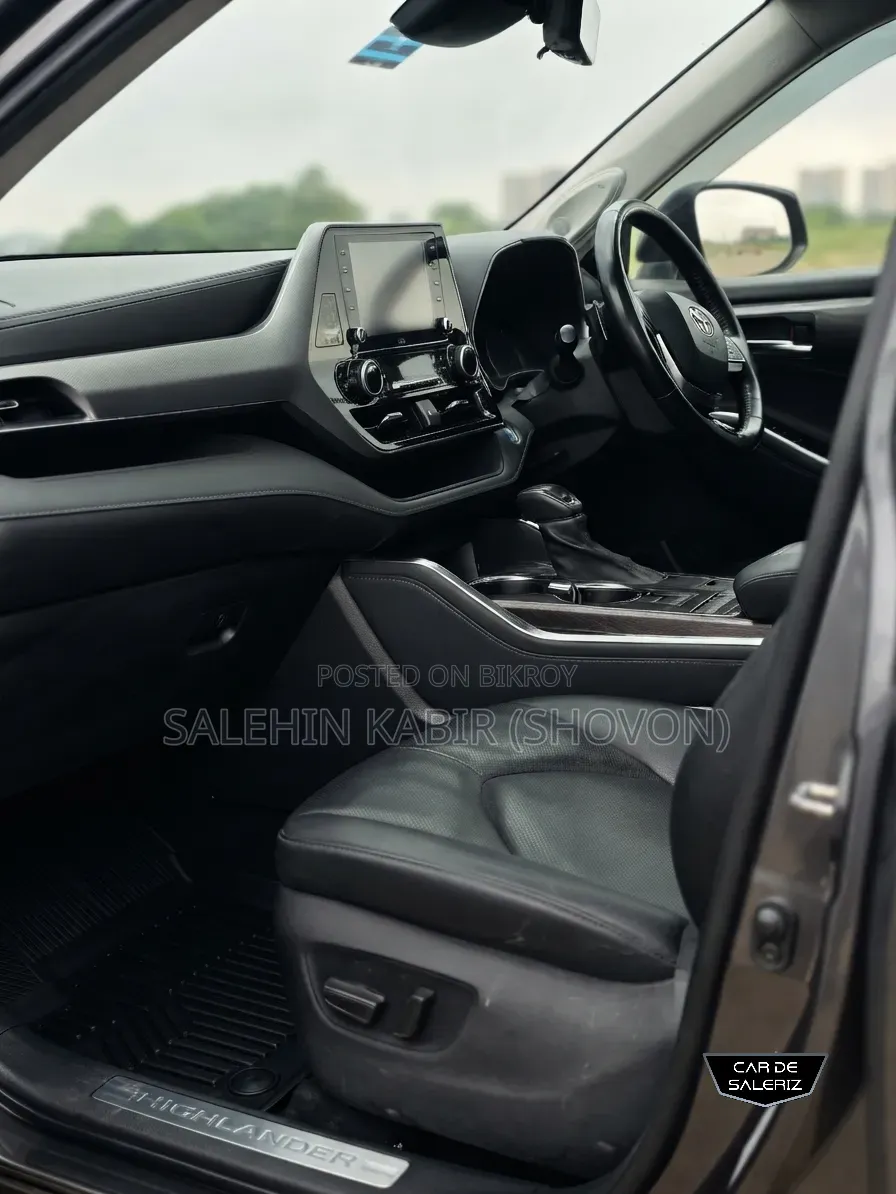 Toyota Highlander 2021 Gray