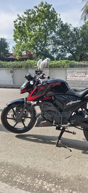 New TVS Apache RTR 160 4V 2022 Black